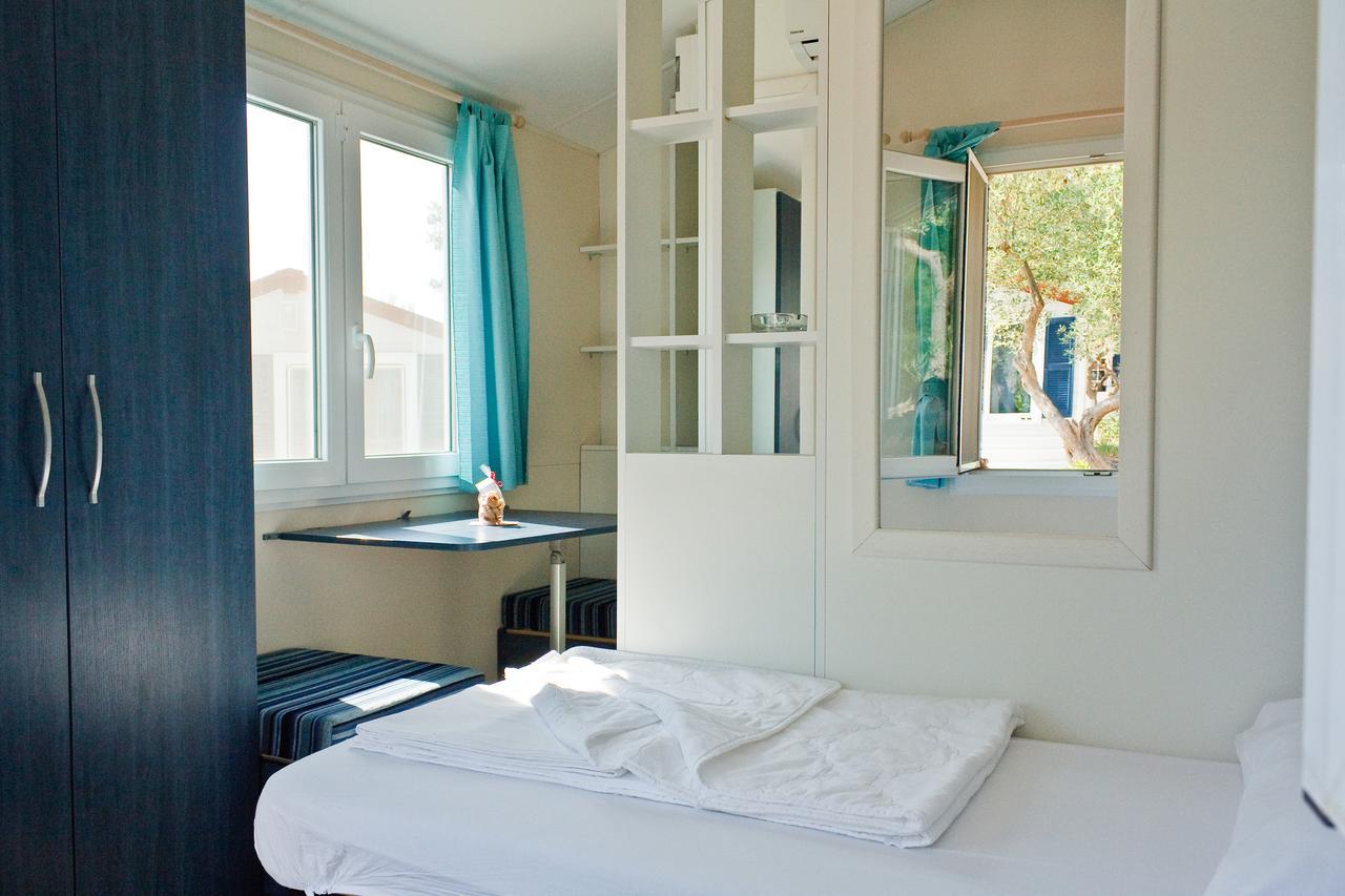 Počitniški park Mobile Homes Kovacine 4*